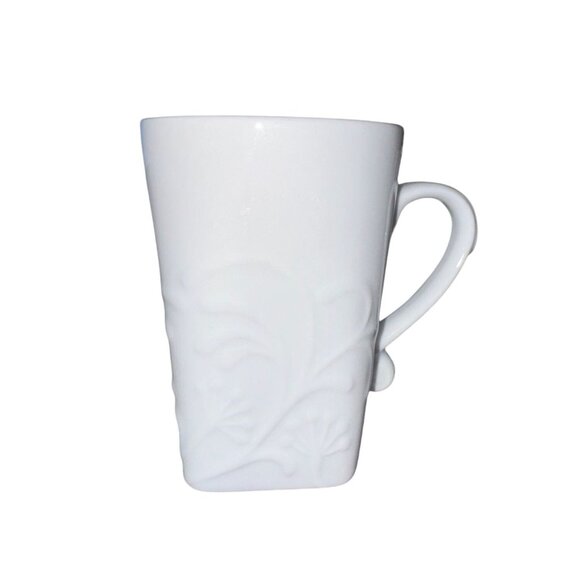 Corelle Coordinates White Porcelain Mug With Embossed Design - Picture 9 of 10